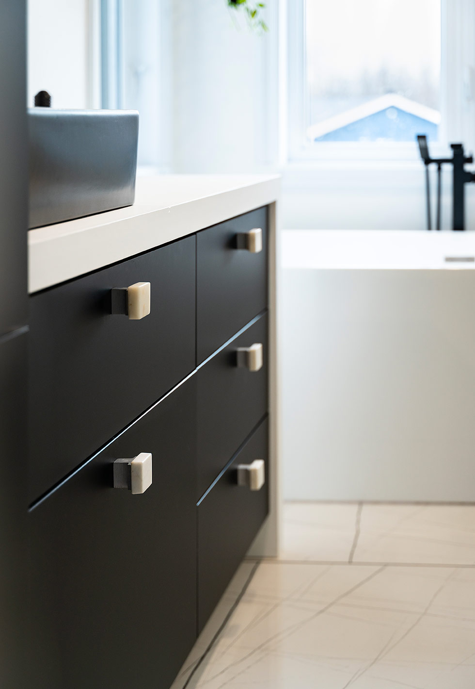armoire-polymere-comptoir-stratifie-colorcore-gbm-2