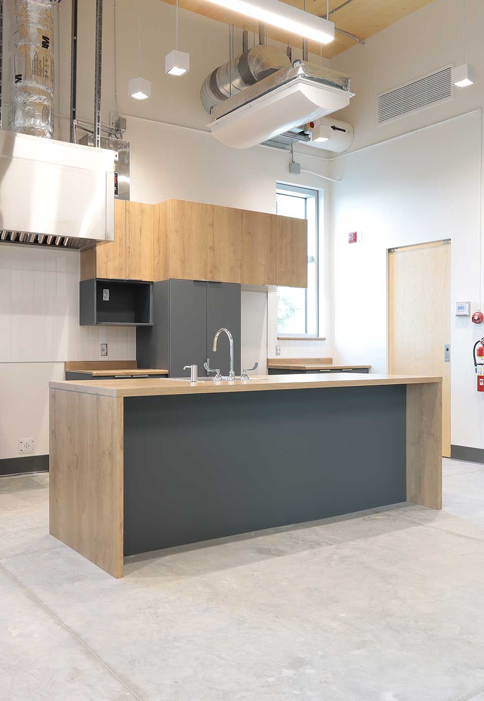 realisations-ilot-cuisine-centre-communautaire-de-la-doré-cuisines-gbm